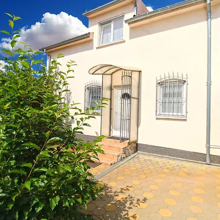 Appartement Bozana 1840