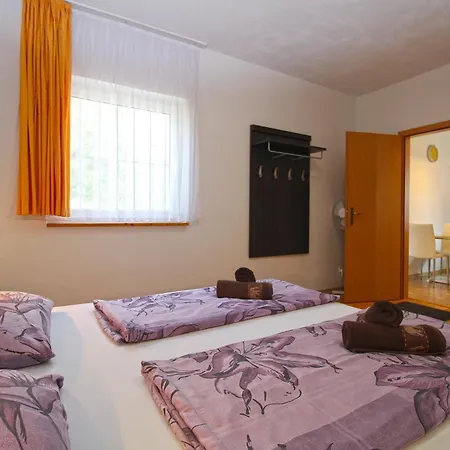 Appartement Bozana 1840 *